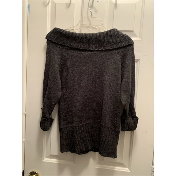 Knit Avenue Women’s 3/4 Sleeve Gray Knit Sweater - Picture 4 of 4